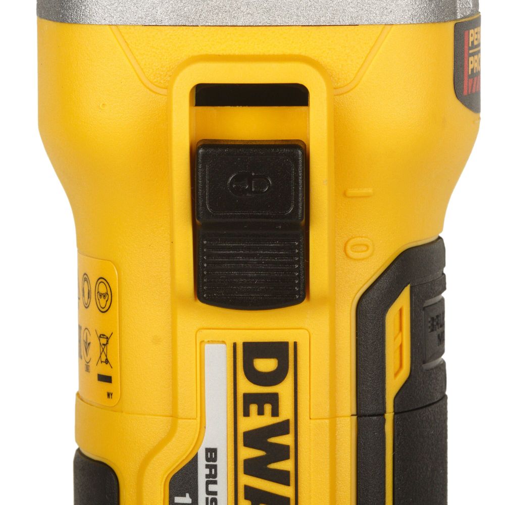 Аккумуляторная угловая шлифмашина DEWALT DCG405S2T, 18 В, 125 мм, 9000 об/мин, с 2 АКБ 3.5 Ач и ЗУ, в кейсе TSTAK (DCG405S2T-QW)