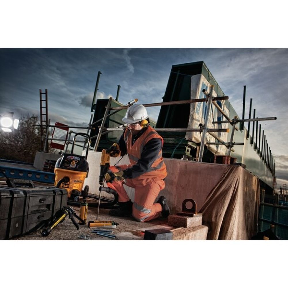 Пустотелый бур DEWALT DT60340 SDS plus 12x200x320 мм
