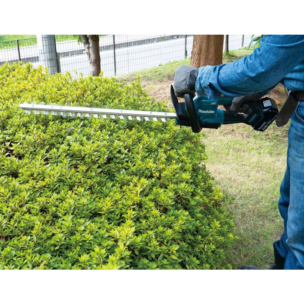 Аккумуляторный кусторез Makita, 18 В, 60 см, 4000 ход/мин, без АКБ и ЗУ, DUH606Z