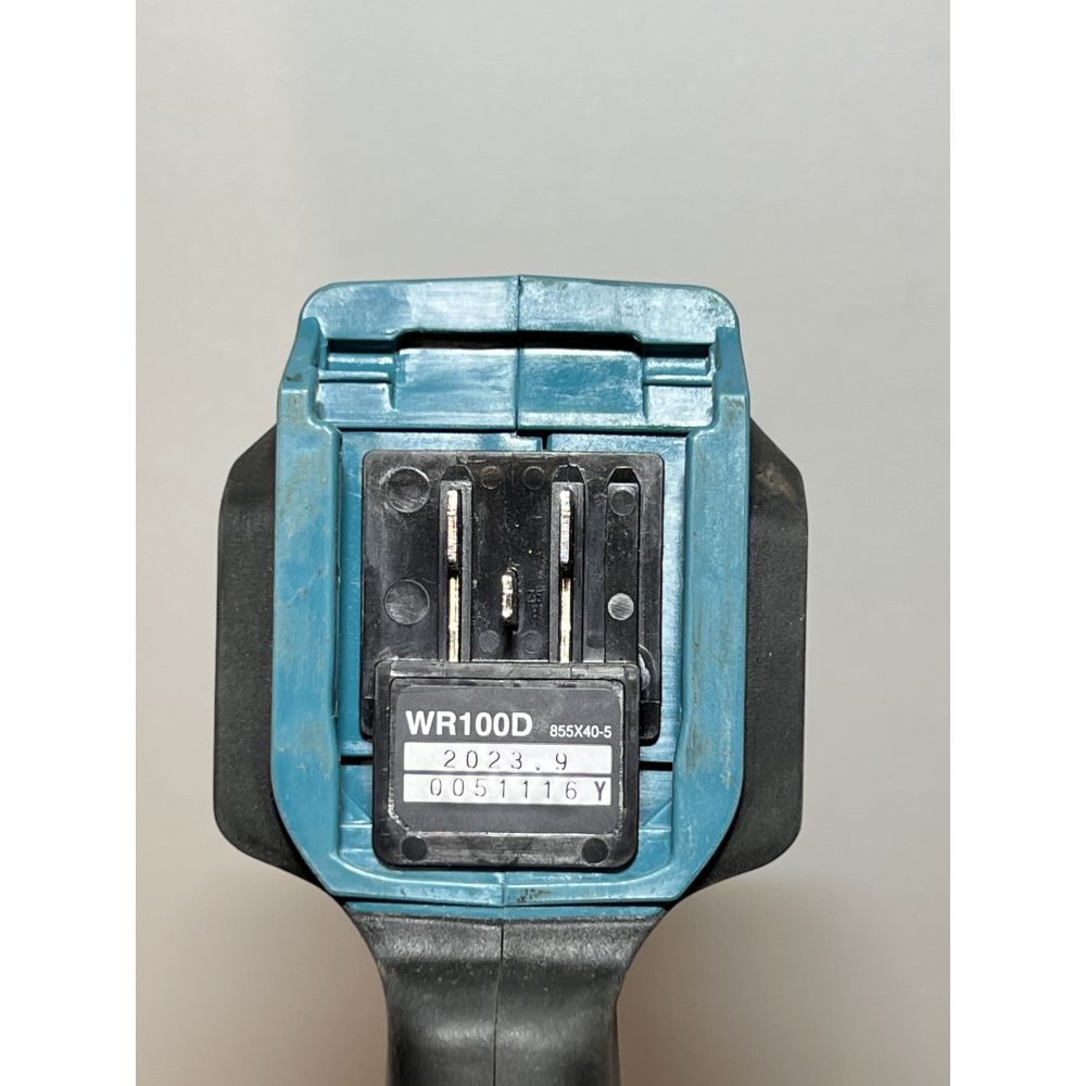 Аккумуляторный угловой гайковерт Makita WR100DZ, 12 В, 47.5 Нм, без АКБ и ЗУ (УЦЕНЕННЫЙ ТОВАР) (WR100DZ/BU)