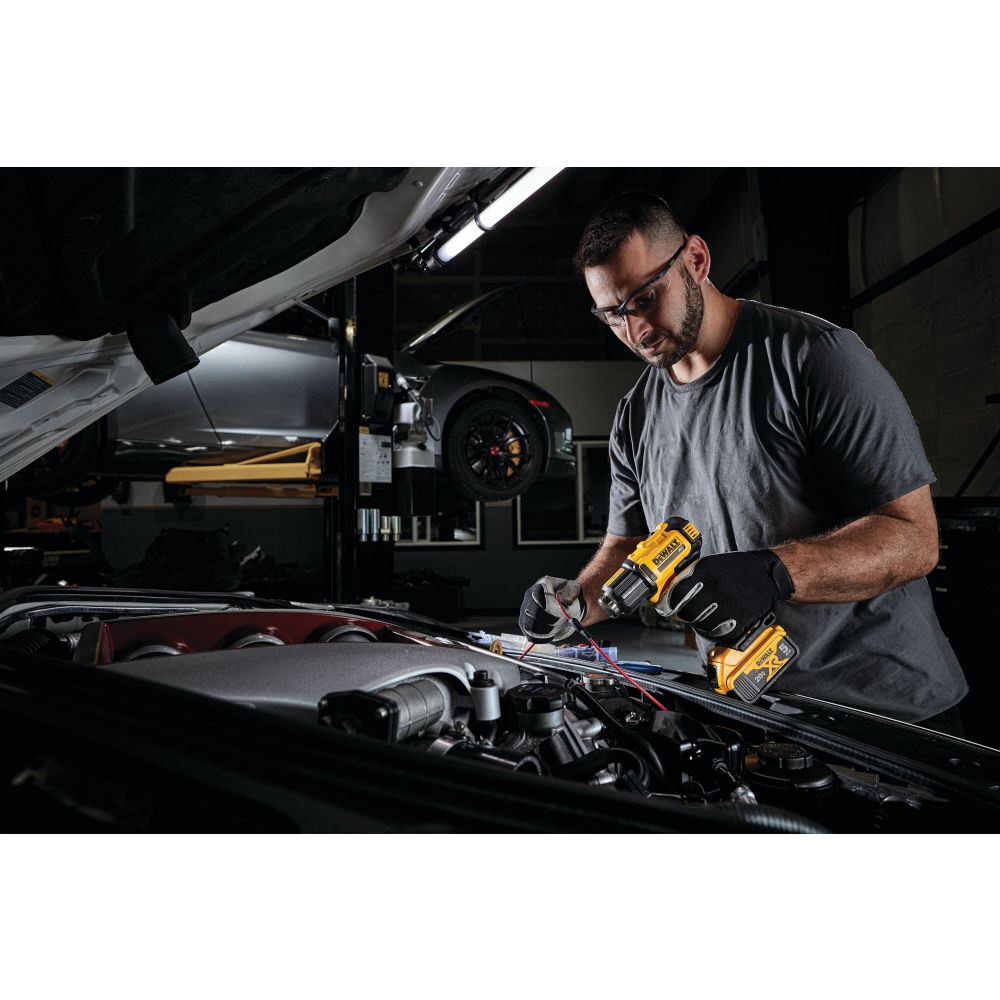Аккумуляторный пистолет горячего воздуха DEWALT DCE530N, 18 В, 530°С, 190 л/мин, без АКБ и ЗУ (DCE530N-XJ)
