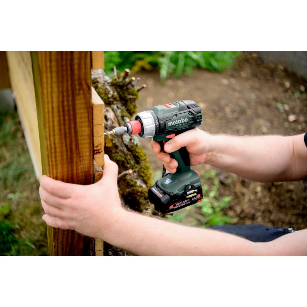 Аккумуляторная дрель-шуруповерт Metabo BS 18 L Quick, 18 В, 1850 об/мин, с 2 АКБ 2 Ач и ЗУ, в кейсе metaBOX (614052500)