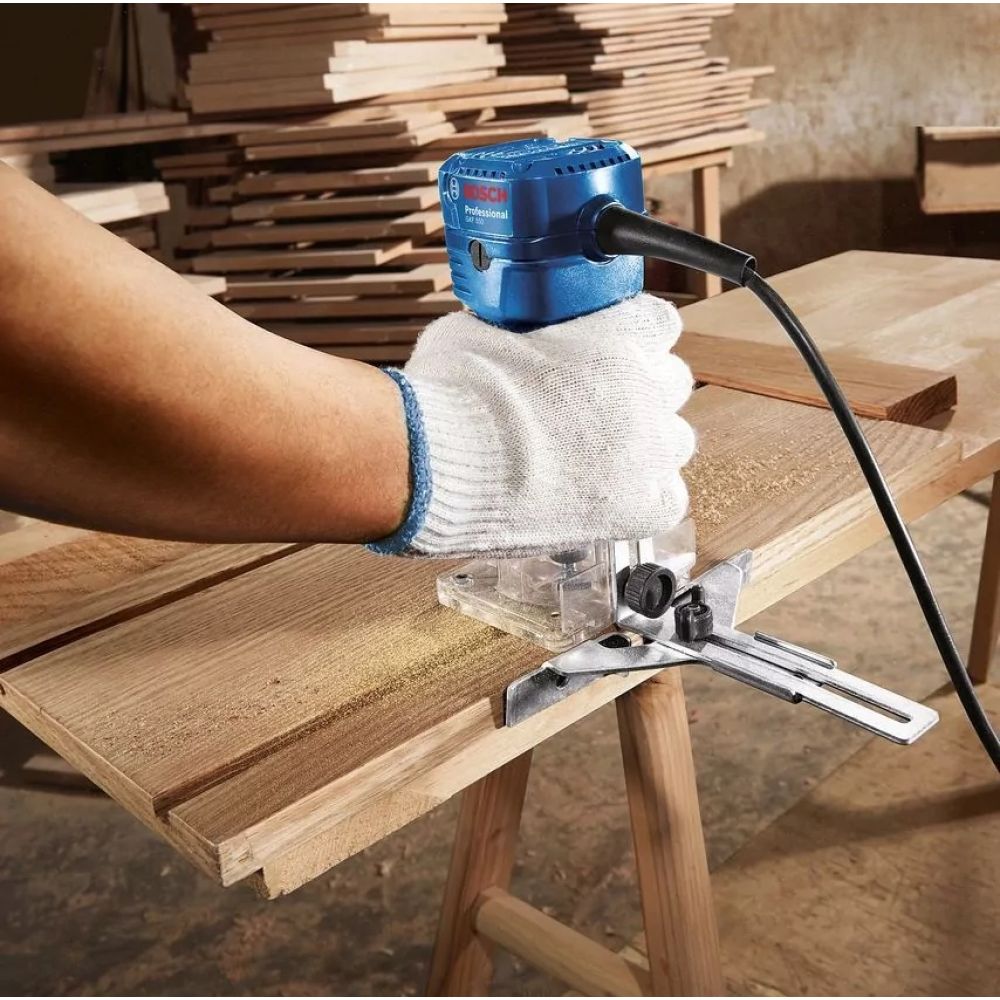 Фрезер универсальный Bosch GKF 550, 550 Вт, 33000 об/мин, 50 мм, (0.601.6A0.020)