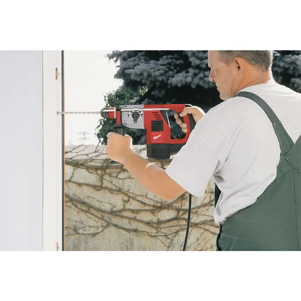 Сетевой перфоратор Milwaukee PLH 32 XE, 900 Вт, 800 об/мин, 4500 уд.мин, 3.8 Дж, в кейсе, 4933400069