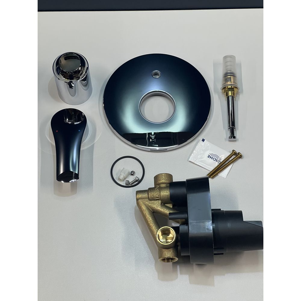 Смеситель для ванны GROHE Eurosmart в комплекте с монтажной частью, хром (33305003/U), уцененный товар