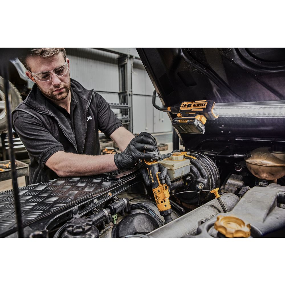 Аккумуляторный угловой гайковерт DEWALT DCF503B, 12 В, 81.3 Нм, 250 об/мин, без АКБ и ЗУ (DCF503B-XJ)