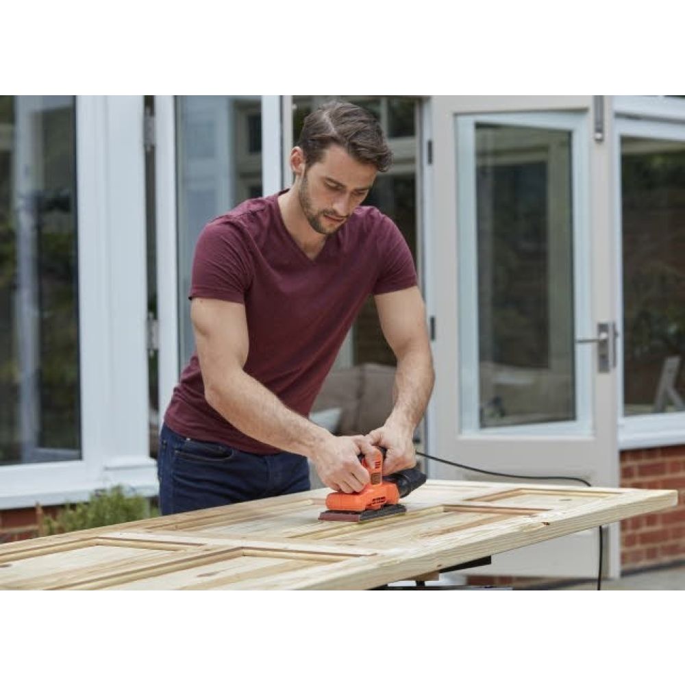 Плоскошлифовальная машина BLACK+DECKER BEW220, 150 Вт, 91х189 мм