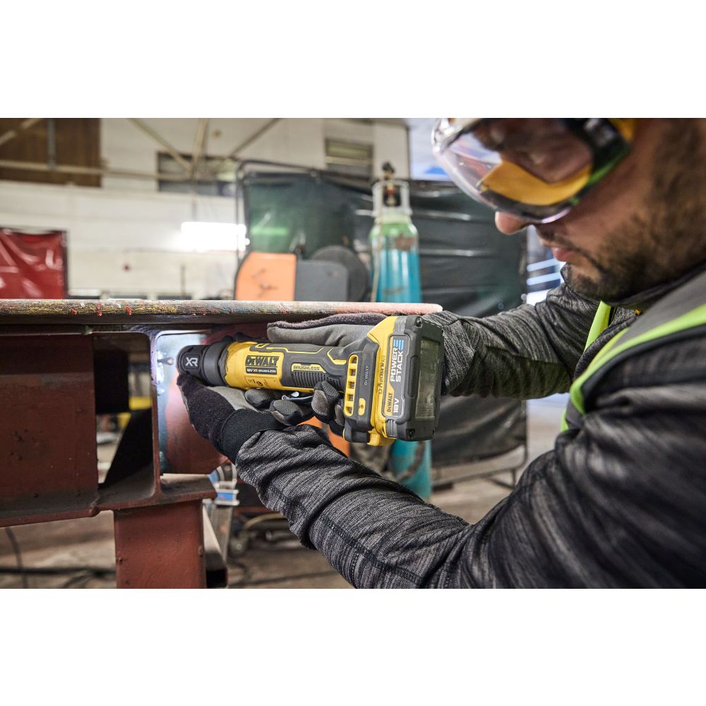 Аккумуляторная прямошлифовальная машина DEWALT DCG420N, 18 В, 50 мм, 24500 об/мин, без АКБ и ЗУ (DCG420N-XJ)