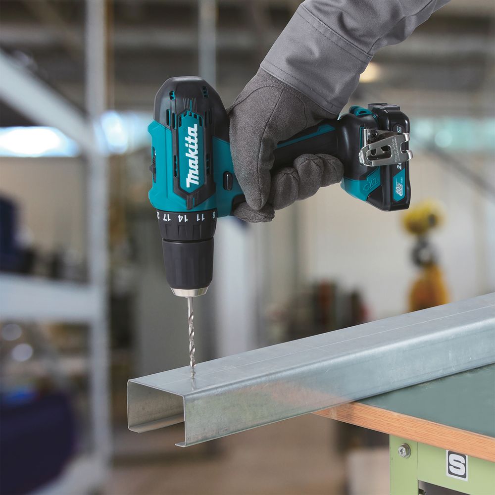 Аккумуляторная ударная дрель-шуруповерт Makita HP333DZJ, 12 В, 1700 об/мин, 25500 уд/мин, без АКБ и ЗУ, в кейсе MakPac