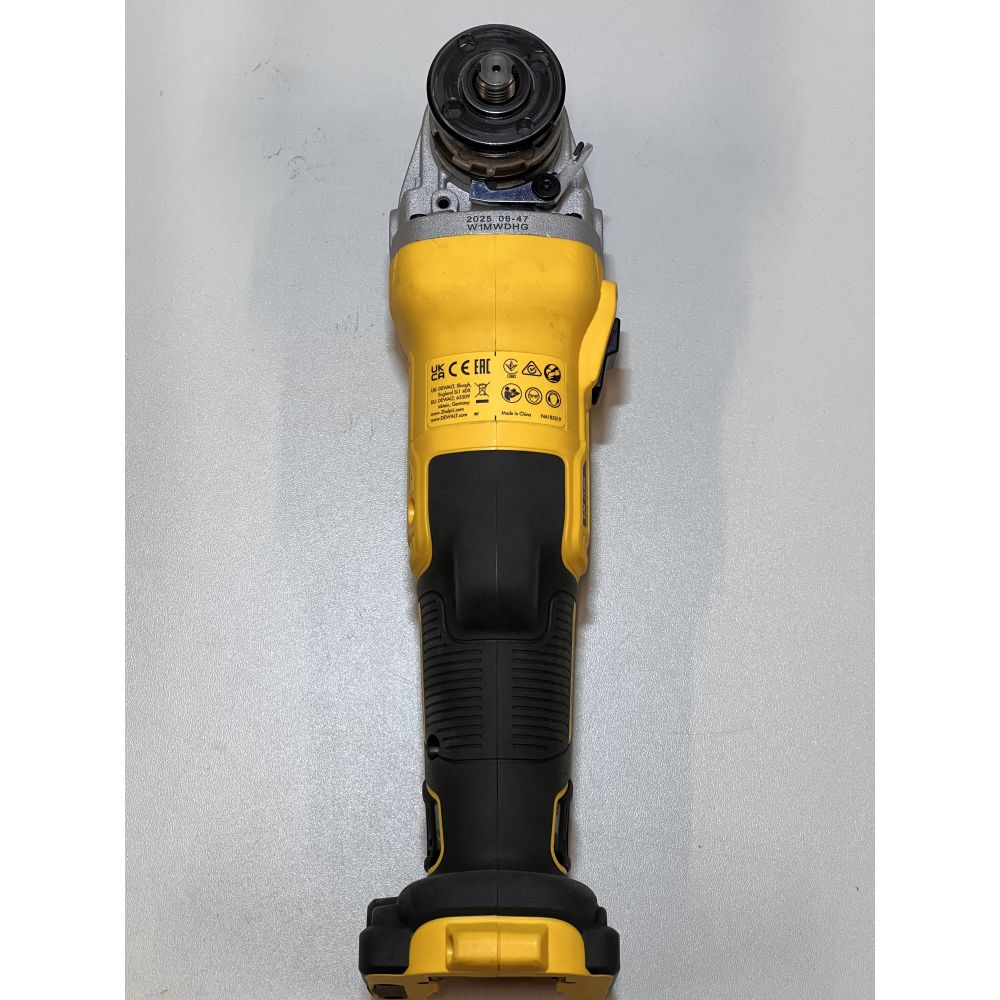 Угловая шлифмашина DEWALT DCG405N, 18 В, 125 мм, 9000 об/мин, без АКБ и ЗУ (УЦЕНЕННЫЙ ТОВАР) (DCG405N-XJ/U3)