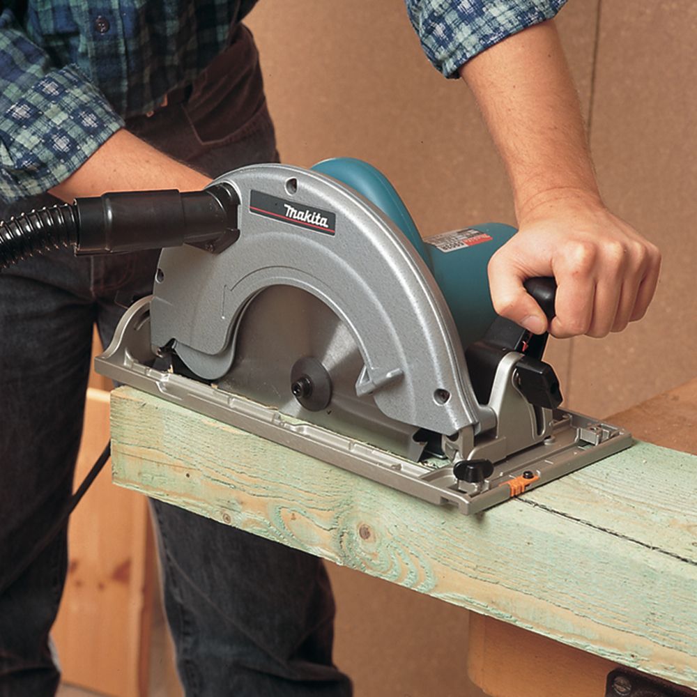 Дисковая циркулярная пила Makita 235 мм, 5903RK
