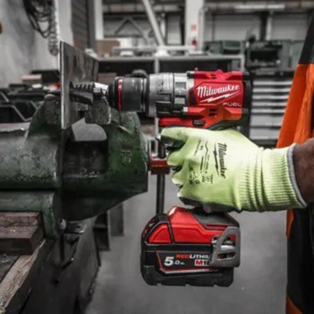 Аккумуляторная ударная дрель-шуруповерт Milwaukee M18 FUEL FPD3-0X, 18.0 В, 158 Hm, без АКБ и ЗУ, в кейсе, 4933479859