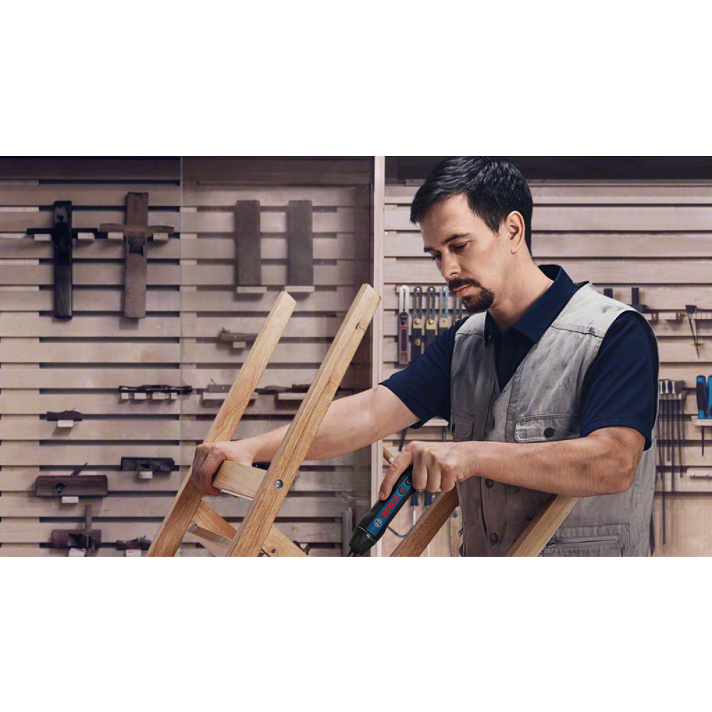 Аккумуляторная отвертка Bosch GO 2, 3.6 В, 5 Нм, 360 об/мин, cо встроенной АКБ 1.5 Ач, без ЗУ, в кейсе, 06019H2103