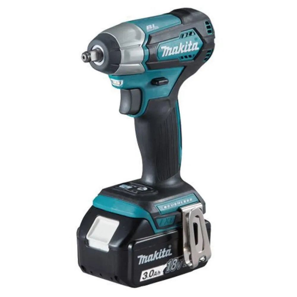 Аккумуляторный ударный гайковерт Makita DTW180RFE, 18 В, 180 Нм, 3600 уд/мин, с 2 АКБ 3 Ач и ЗУ, в кейсе