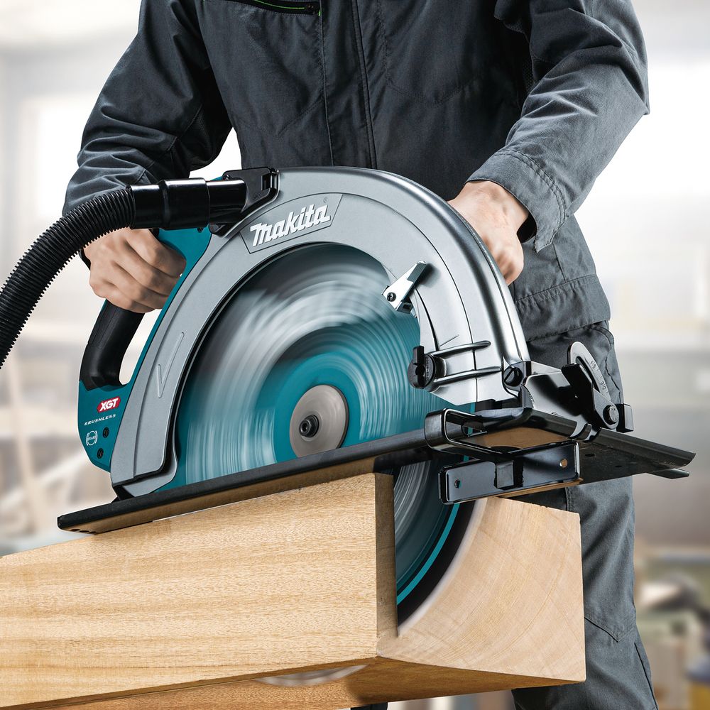 Аккумуляторная дисковая пила Makita HS013GZ, 40 В, 415 мм, 2100 об/мин, без АКБ и ЗУ, на подставке