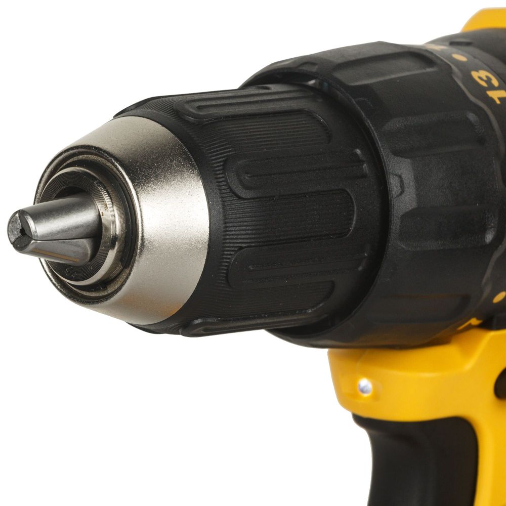 Аккумуляторная дрель-шуруповерт DEWALT DCD777NT, 18 В, 1750 об/мин, без АКБ и ЗУ, в кейсе TSTAK (DCD777NT-XJ)