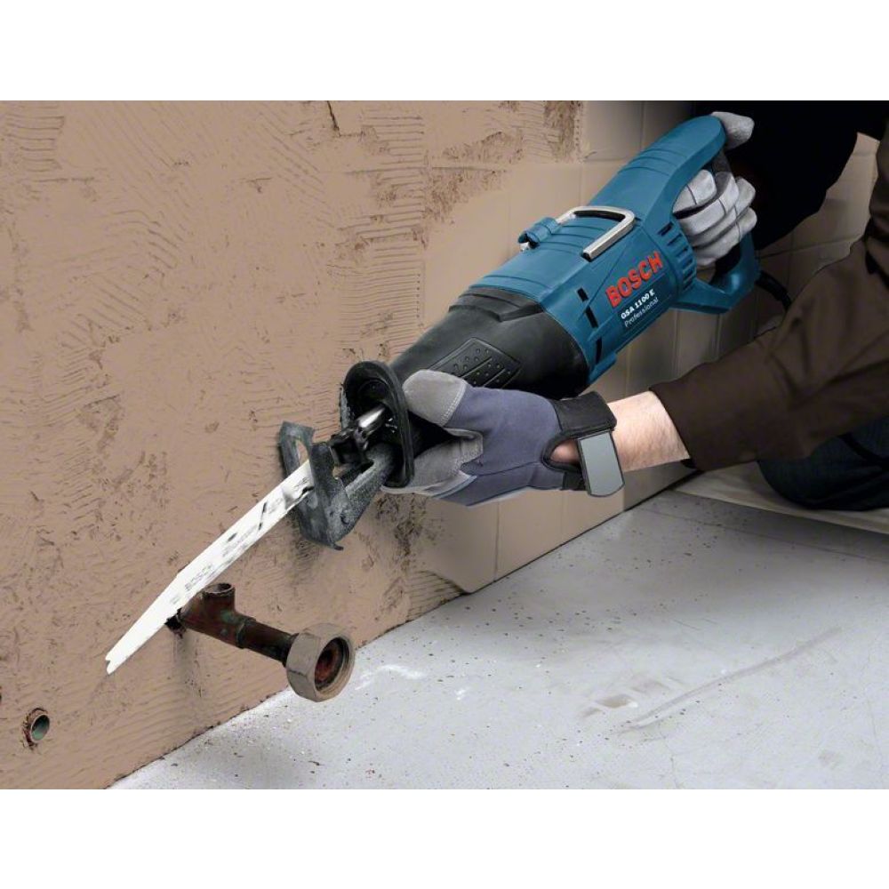 Электрическая сабельная пила Bosch GSA 1100 E 060164C800, 1100 Вт, 2700 ход/мин, в кейсе