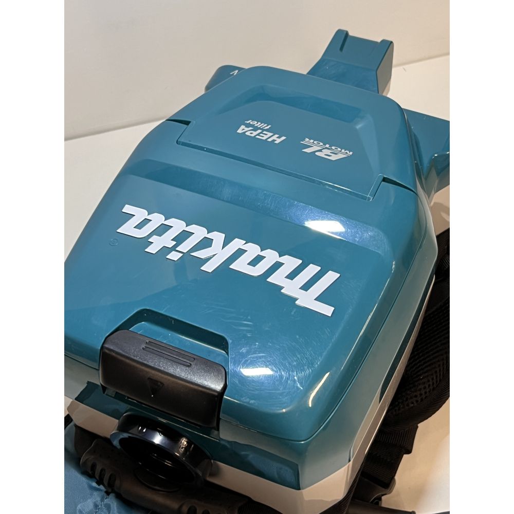 Аккумуляторный ранцевый пылесос Makita DVC261ZX11, 18 В, 1.5 л, без АКБ и ЗУ (УЦЕНЕННЫЙ ТОВАР) (DVC261ZX11/U)