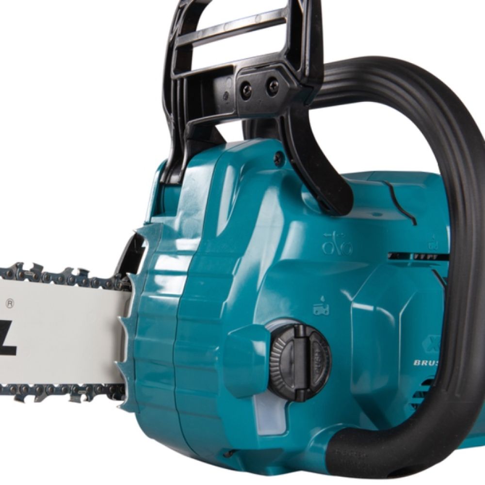 Аккумуляторная цепная пила Makita UC025GT101, 40 В, 35 см, 25.5 м/с, с АКБ 5 Ач и ЗУ