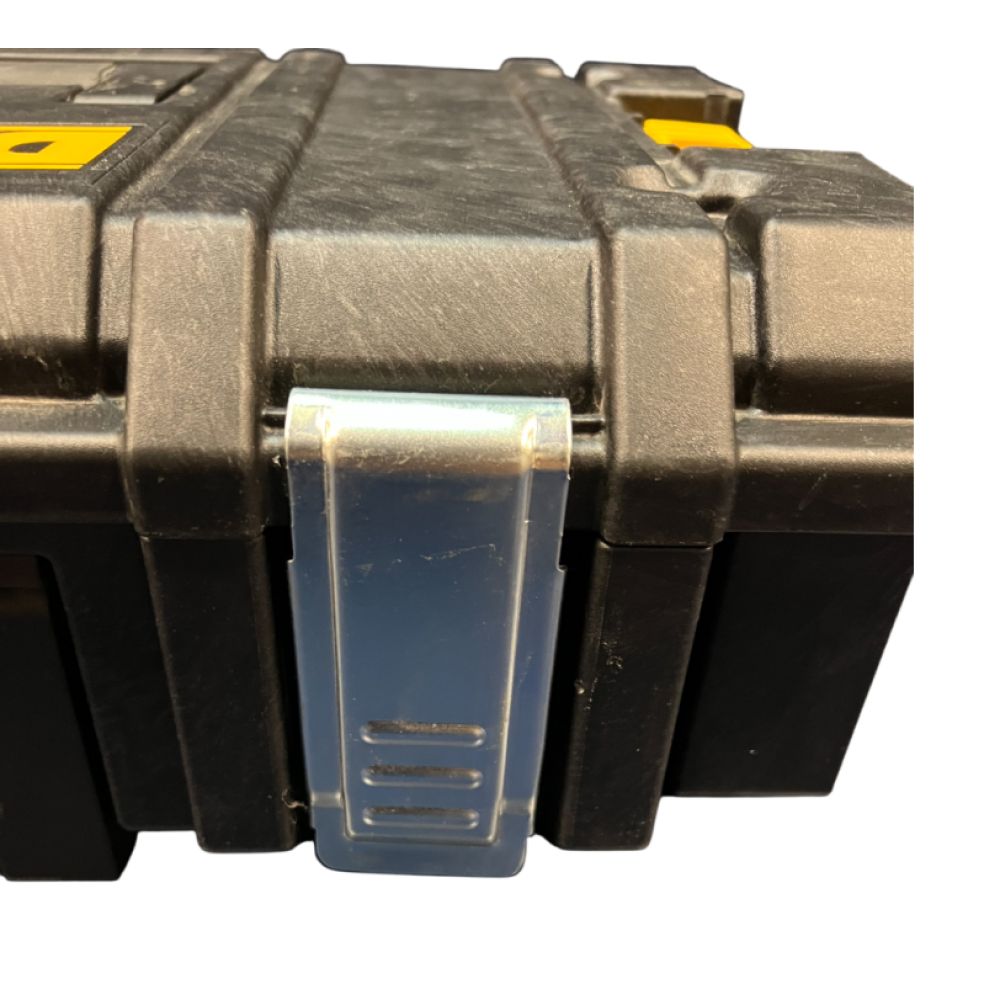 Ящик для инструмента DEWALT TOUGHSYSTEM DS150 (УЦЕНЕННЫЙ ТОВАР) (1-70-321/U)