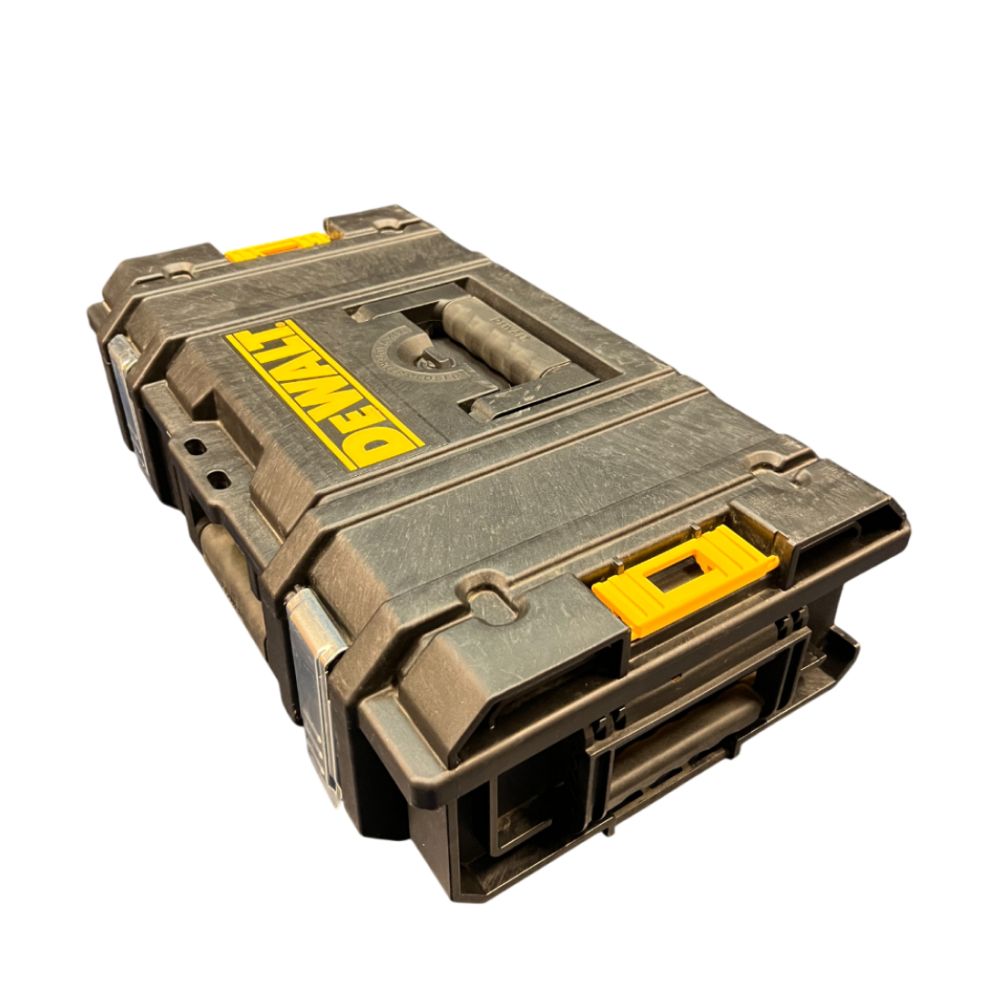 Ящик для инструмента DEWALT TOUGHSYSTEM DS150 (УЦЕНЕННЫЙ ТОВАР) (1-70-321/U)