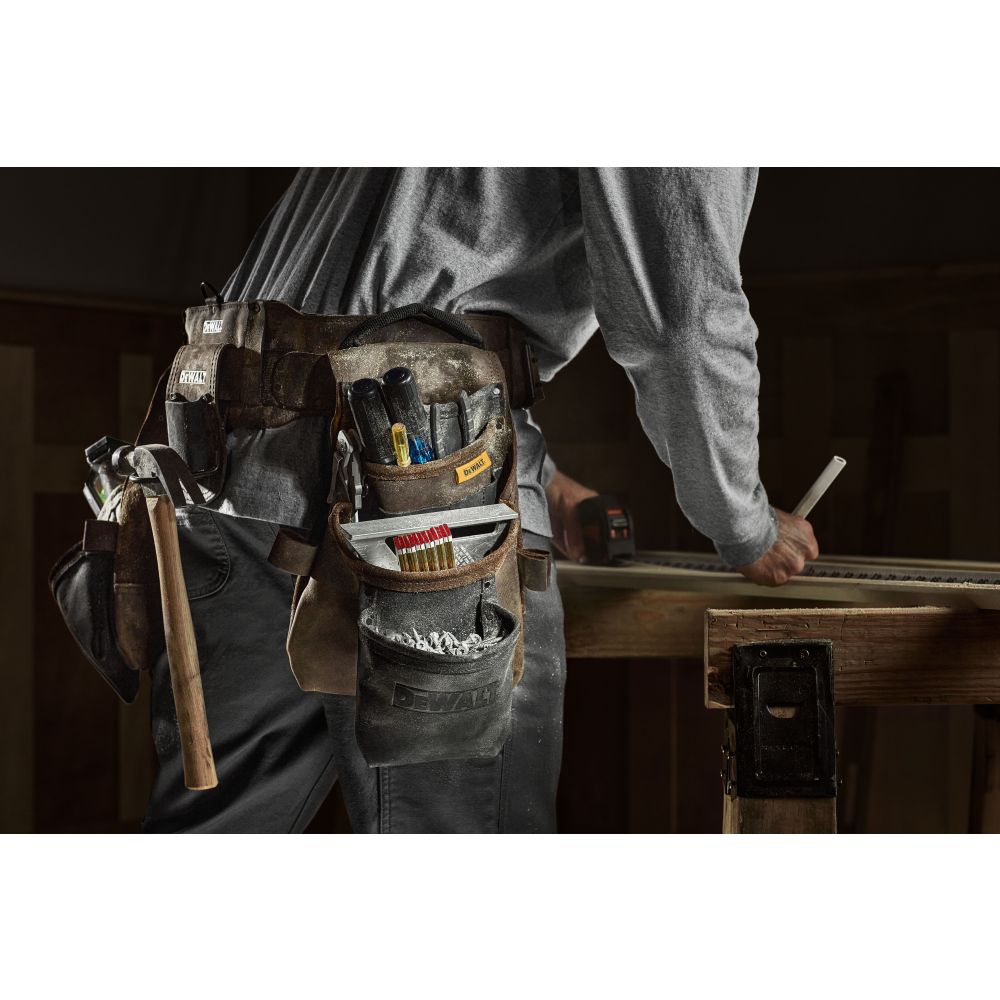 Кожаный ремень DEWALT с навесными сумками, DWST50113-1