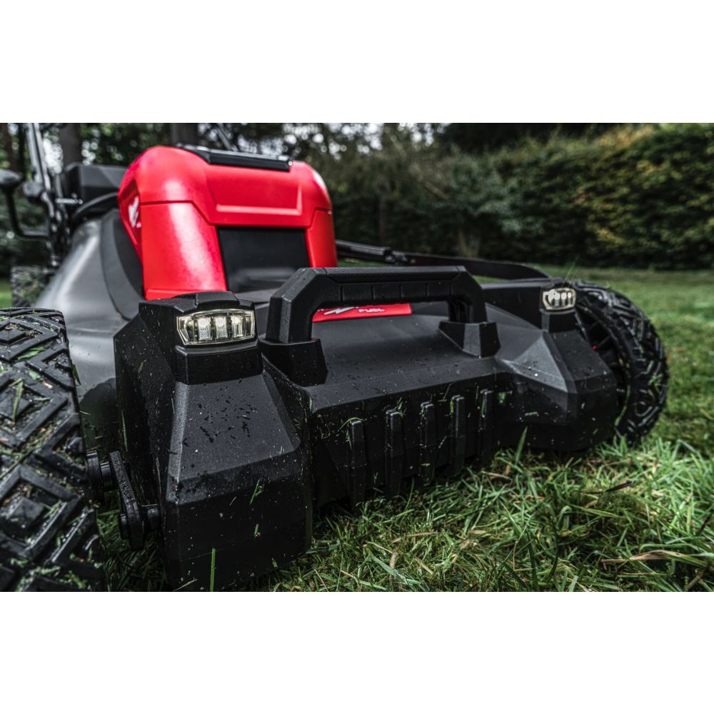 Аккумуляторная газонокосилка Milwaukee M18 F2LM53-122, 2x18 В, 53 см, 70 л, c 2 АКБ 12 Ач и ЗУ, 4933479585