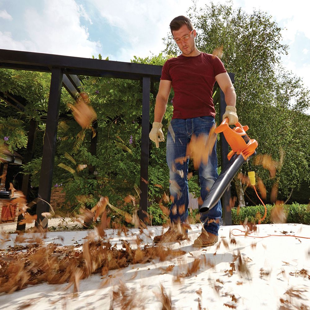 Пылесос/воздуходув садовый электрический BLACK+DECKER GW2500, 2500 Вт