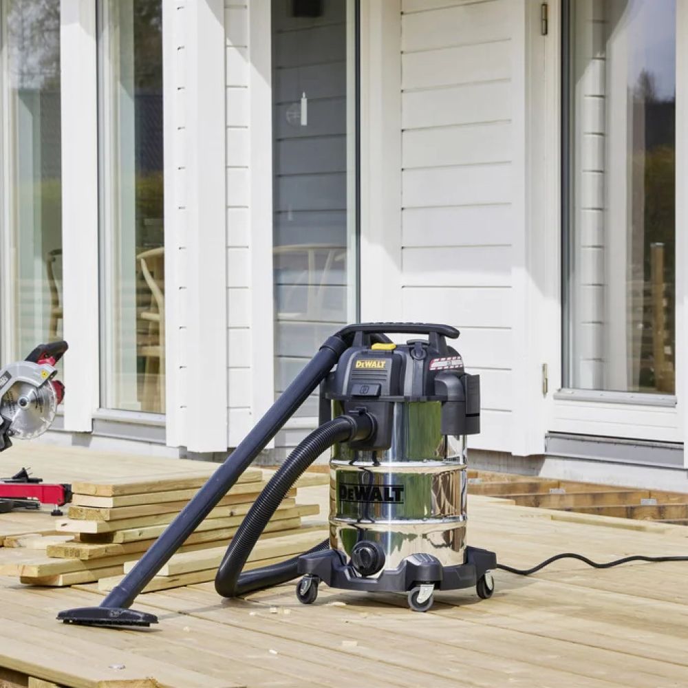 Строительный пылесос DEWALT DXV30SAPTA, 750 Вт, 30 л (DXV30SAPTA-QT)