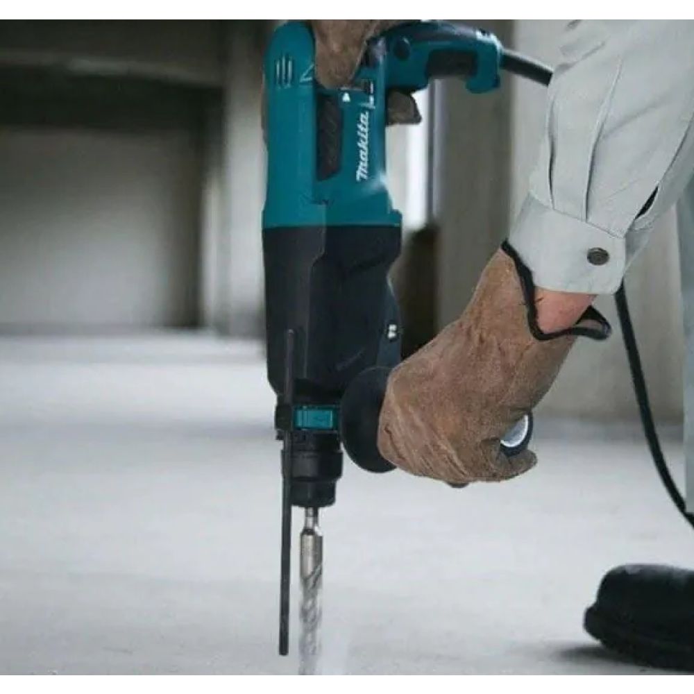 Перфоратор Makita HR2300, 720 Вт, 2.6 Дж, 4600 уд/мин, в кейсе
