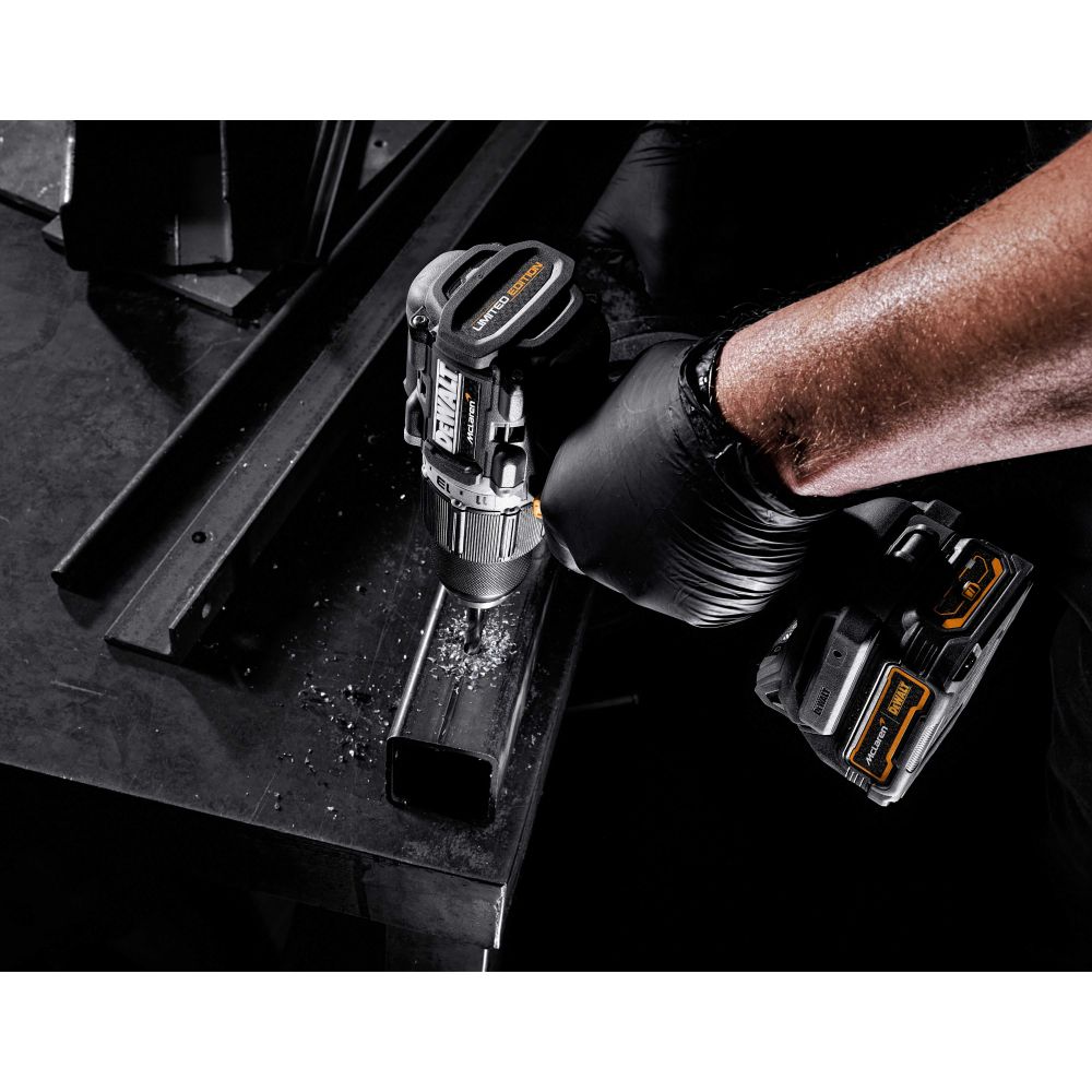 Ударная дрель-шуруповерт DEWALT McLaren Limited Edition DCD85ME2GT, 18 В, 2000 об/мин, с 2 АКБ 1.7 Ач и ЗУ, в кейсе TSTAK