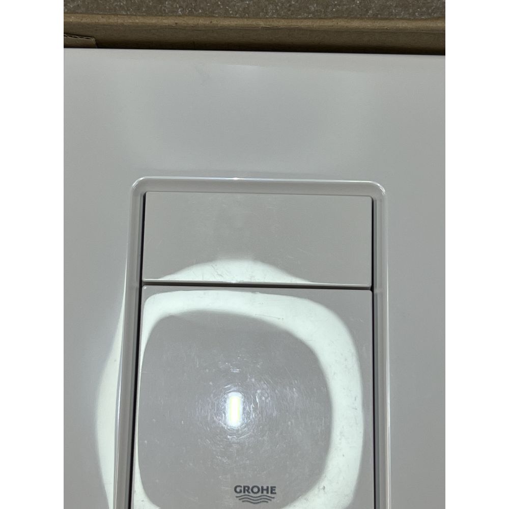 Панель смыва для унитаза GROHE Skate Cosmopolitan, 3 режима, альпин-белый (38732SH0/U), уцененный товар