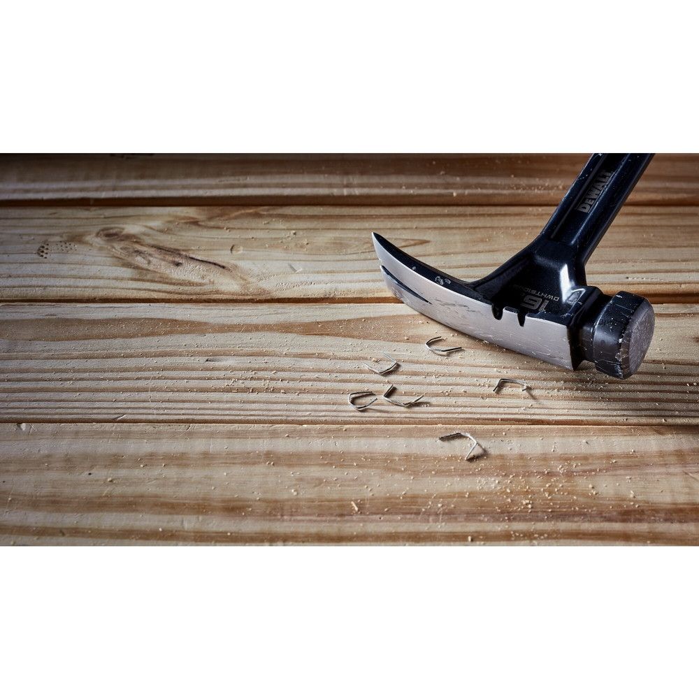 Молоток с прямым заострённым гвоздодёром DEWALT, 454 г (DWHT51003-0)