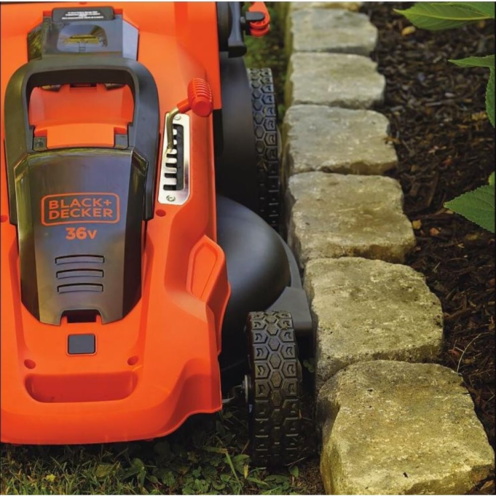 Аккумуляторная газонокосилка BLACK+DECKER, 36 В,  48 см, 50 л, с 2 АКБ 2 Ач и ЗУ, CLMA4820L2