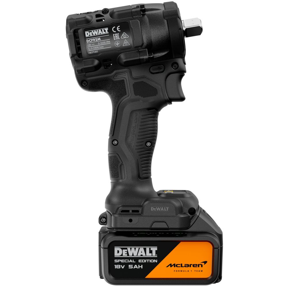 Аккумуляторный набор DEWALT McLaren Limited Edition DCK2224MP2T, 18 В: шуруповерт + гайковерт, с 2 АКБ 5 Ач и ЗУ, в кейсе TSTAK