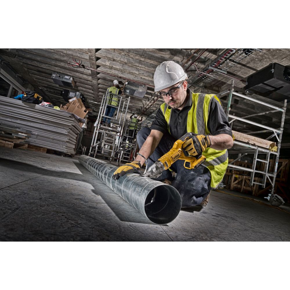 Аккумуляторные ножницы DEWALT DCS491N, по металлу, 18 В, рез до 1.2 мм, без АКБ и ЗУ (DCS491N-XJ)
