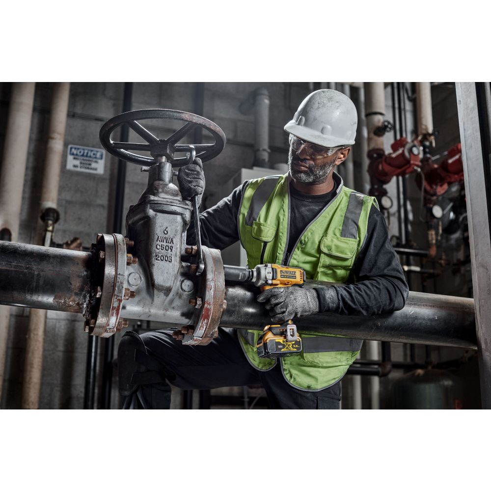 Аккумуляторный гайковерт DEWALT DCF892NT, 18 В, 1084 Нм, 3250 уд/мин, без АКБ и ЗУ, в кейсе TSTAK (DCF892NT-XJ)