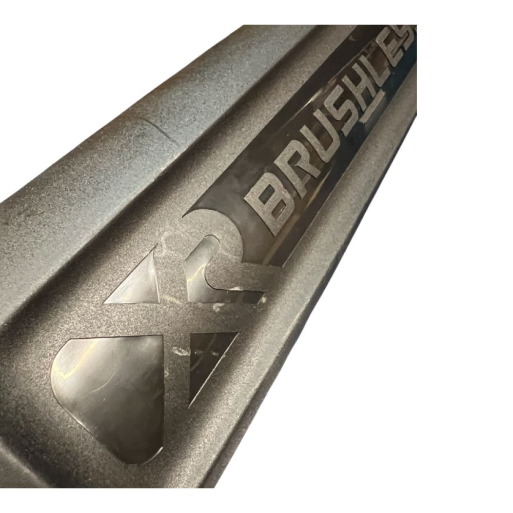 Аккумуляторная воздуходувка DEWALT DCMBL562N, 18 В, 764 м³/ч, без АКБ и ЗУ (УЦЕНЕННЫЙ ТОВАР) (DCMBL562N-XJ/U)