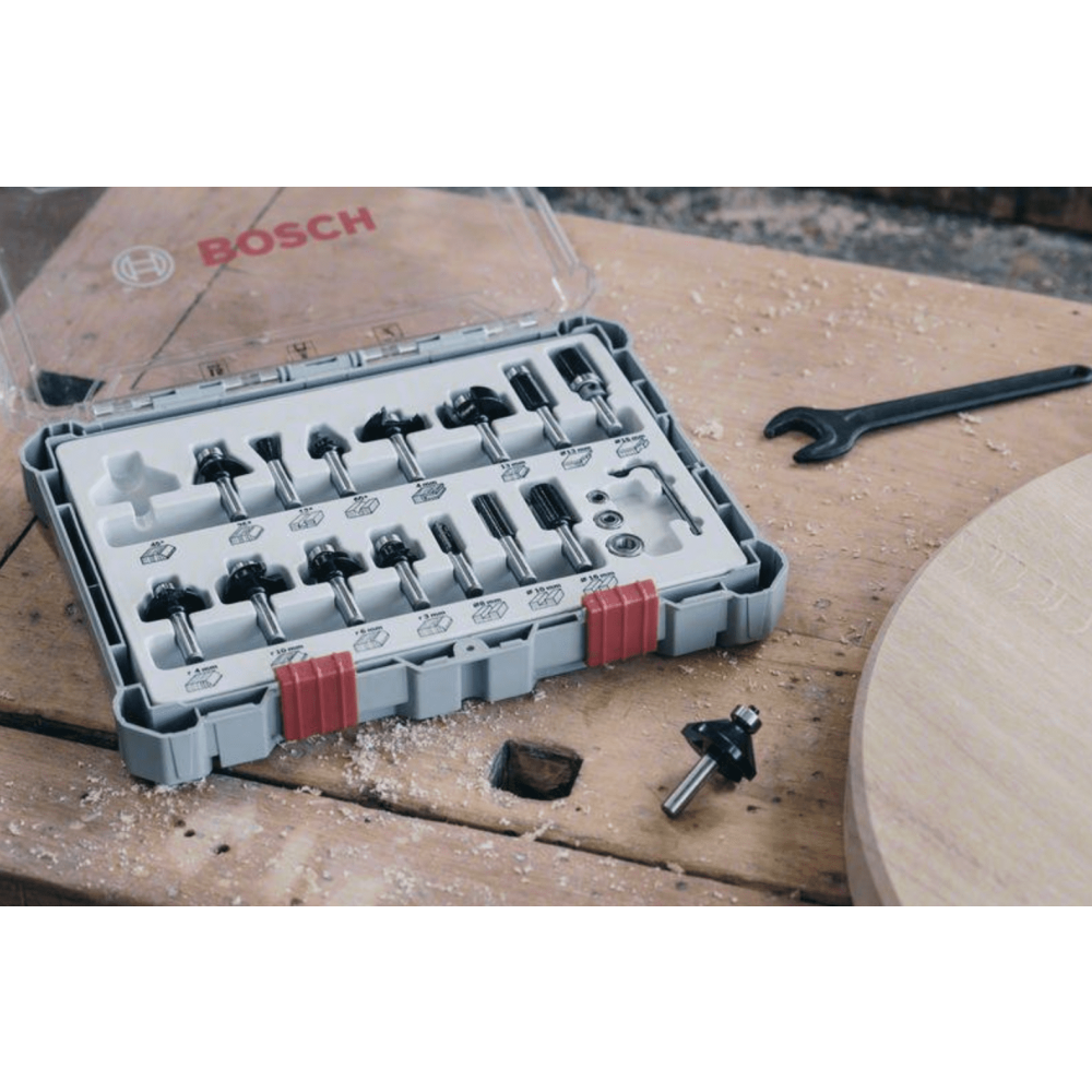 Набор фрез Bosch 2607017472, хвостовик 8 мм, 15 шт.