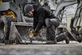 Аккумуляторный гайковерт DEWALT DCF961P2T, 18 В, 2372 Нм, 1890 уд/мин, с 2 АКБ 5 Ач и ЗУ, в кейсе TSTAK (DCF961P2T-QW)