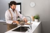 Смеситель для кухонной мойки hansgrohe Metris Select M71 320, с вытяжным душем 2jet, sBox 73816800, под сталь