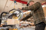 Аккумуляторная торцовочная пила DEWALT DCS782N, 54 В, 305 мм, 3800 об/мин, без АКБ и ЗУ (DCS782N-XJ)