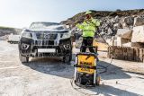 Аккумуляторный набор садовой техники DEWALT, 18 В: мойка высокого давления DCMPW1600 + воздуходувка DCMBL562, с 2 АКБ 5 Ач и ЗУ