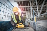 Отбойный молоток DEWALT D25810K, 1050 Вт, 7.1 Дж, 3150 уд/мин, в кейсе (D25810K-QS)