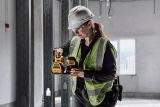 Аккумуляторный лазерный построитель плоскостей DEWALT DCE088D1G18, 12/18 В, зеленый луч, 30 м, с АКБ 2 Ач и ЗУ, в кейсе TSTAK