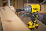 Аккумуляторный гайковерт STANLEY SFMCF940M1, 950 Нм, 2600 уд/мин, с АКБ 4 Ач и ЗУ, в сумке (SFMCF940M1-QW)