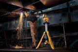 Аккумуляторная мачта освещения DEWALT DCL079P1, 20 В, 3000 лм, с АКБ 5 Ач и ЗУ (DCL079P1N-A9)