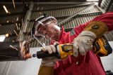 Аккумуляторная прямошлифовальная машина DEWALT DCG426P2, 18 В, 38 мм, 25000 об/мин, с 2 АКБ 5 Ач и ЗУ, в кейсе TSTAK (DCG426P2-QW)