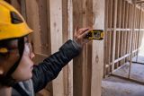 Лазерный дальномер DEWALT DWHT78200, со встроенной АКБ, 3.7 В, 60 м