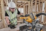Аккумуляторная торцовочная пила DEWALT DCS781X2, 54 В, 305 мм, 3800 об/мин, с 2 АКБ 3 Ач и ЗУ (DCS781X2-QW)
